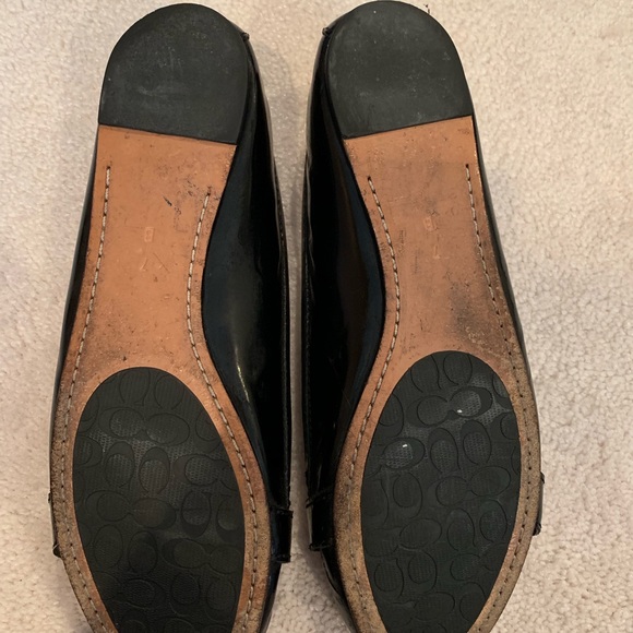 Coach black patent leather flats size 7 vintage - Picture 2 of 2